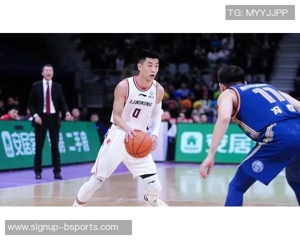 高诗岩：从青涩球员到篮球场上的璀璨明星之路探索