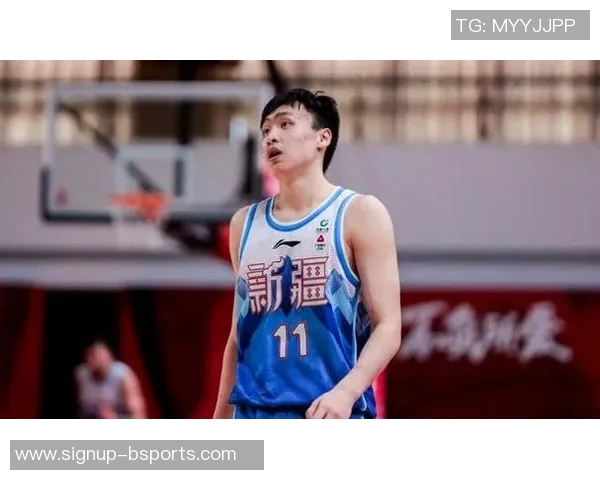 齐麟：从青涩少年到篮球场上的璀璨明星之路